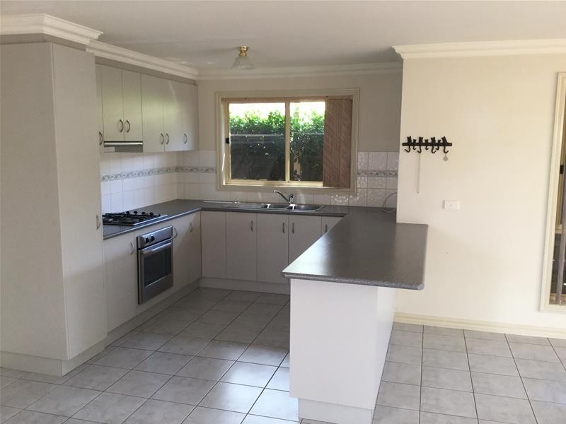 39 Retford Close, Werribee VIC 3030