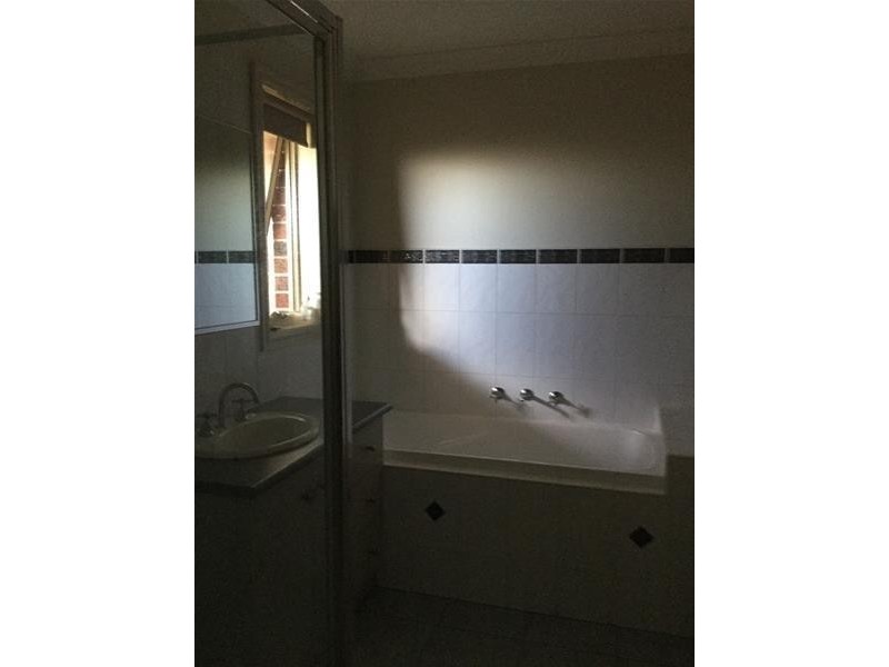 39 Retford Close, Werribee VIC 3030