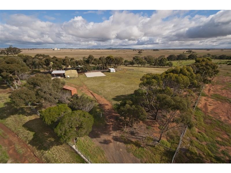 1 Shanahans Road, Mount Cottrell VIC 3024