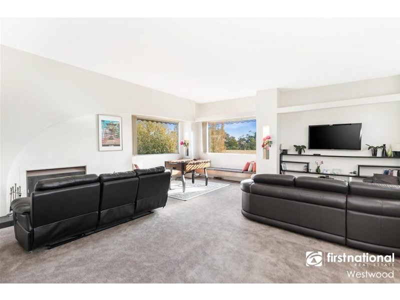 18 Prouse Place, Werribee VIC 3030