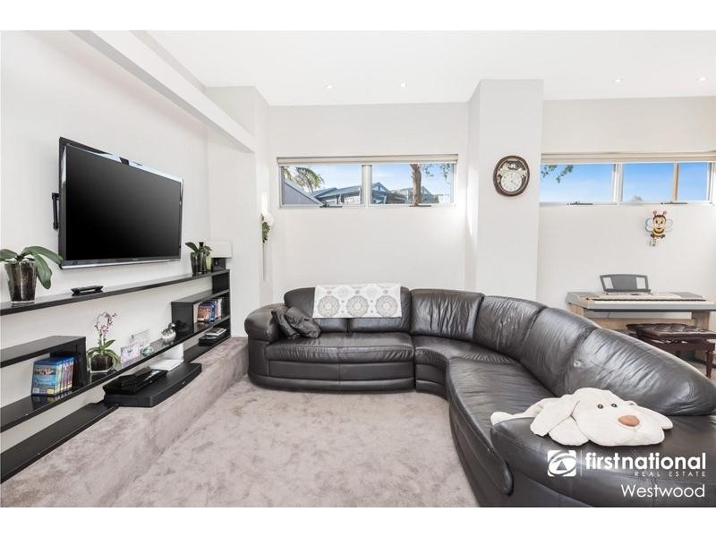 18 Prouse Place, Werribee VIC 3030