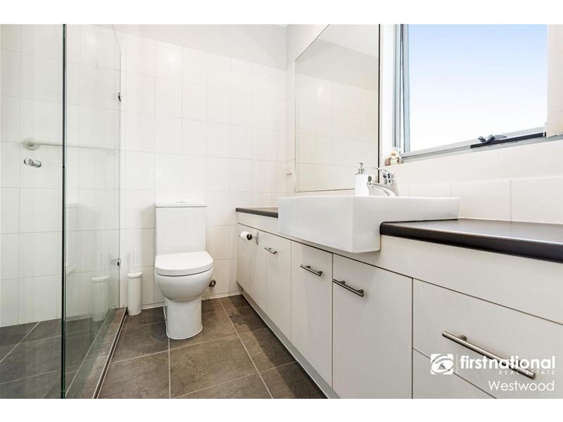 18 Prouse Place, Werribee VIC 3030