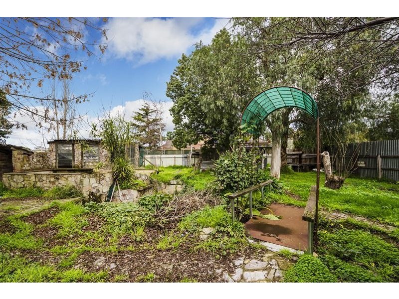 43 Edgar Street, Werribee VIC 3030