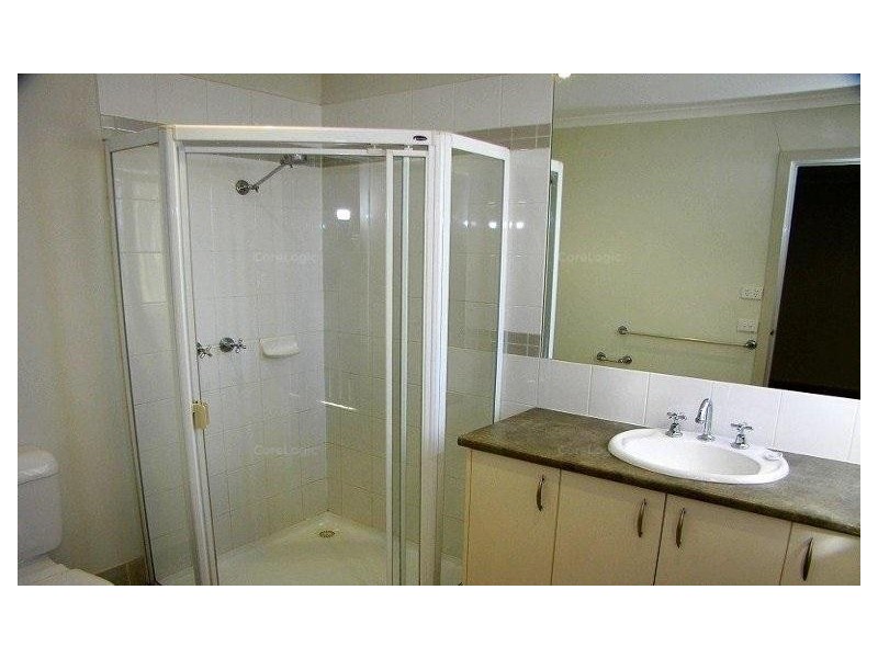 40 Amberlea Circuit, Taylors Hill VIC 3037