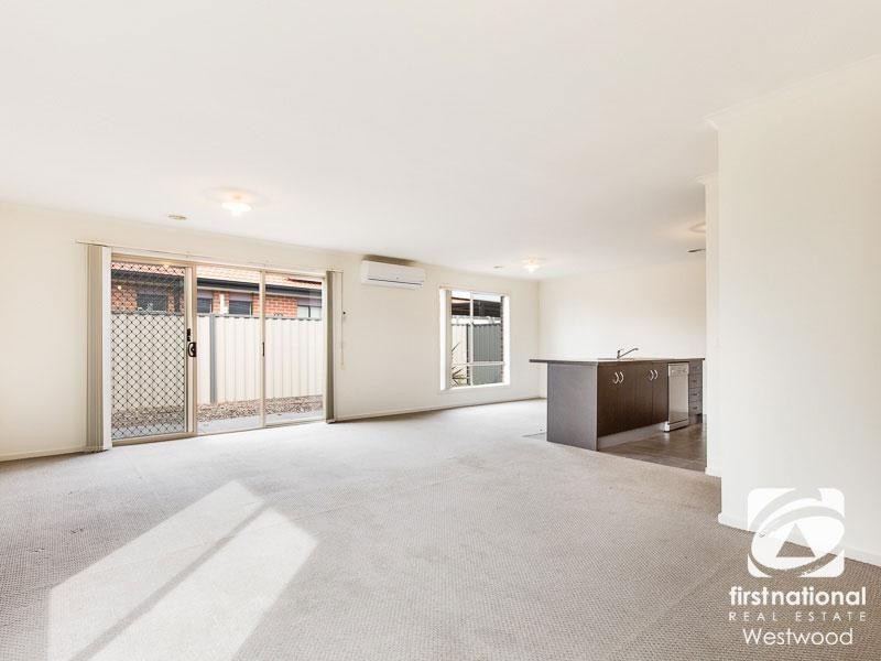 198 Riversdale Drive, Tarneit VIC 3029