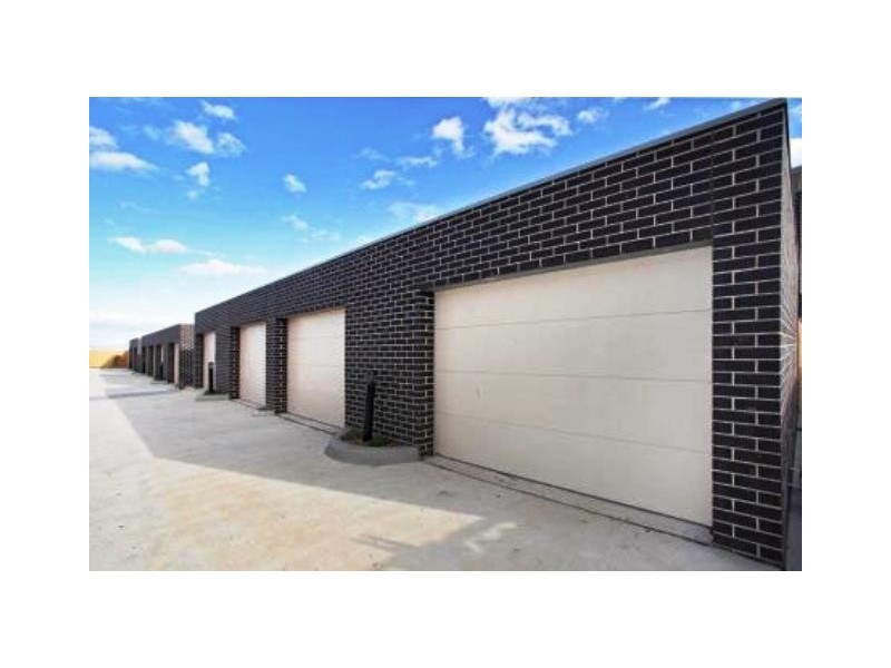 18/5 Thomas Carr  Drive, Tarneit VIC 3029