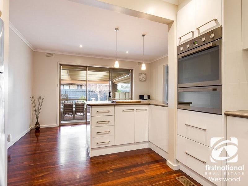 28 Patterson Avenue, Hoppers Crossing VIC 3029