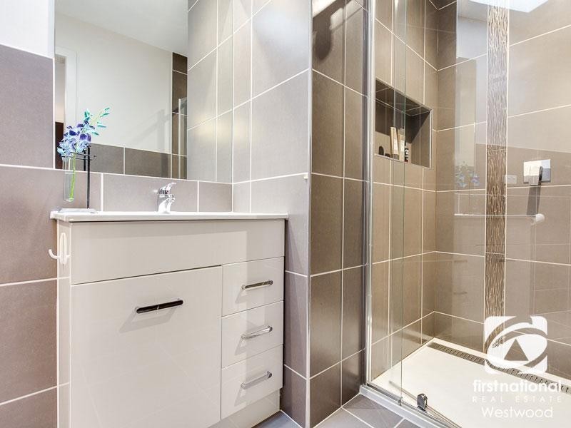 28 Patterson Avenue, Hoppers Crossing VIC 3029