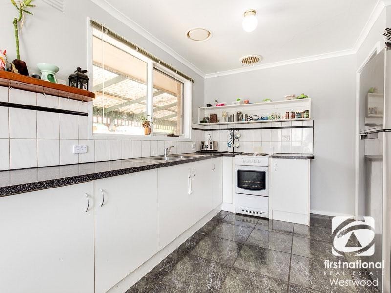 14 Clitheroe Drive, Wyndham Vale VIC 3024