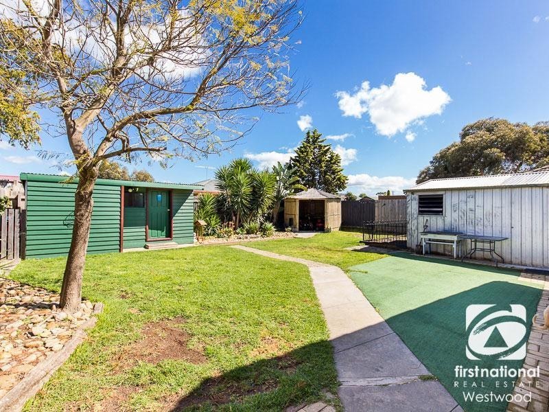 14 Clitheroe Drive, Wyndham Vale VIC 3024