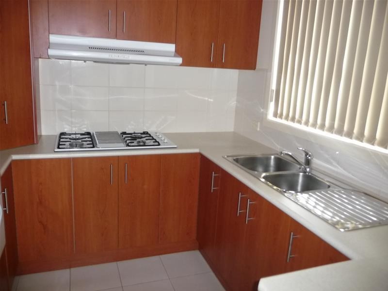 11/6-10 Latham Street, Werribee VIC 3030