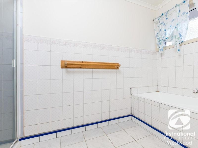 21 Trent Close, Werribee VIC 3030