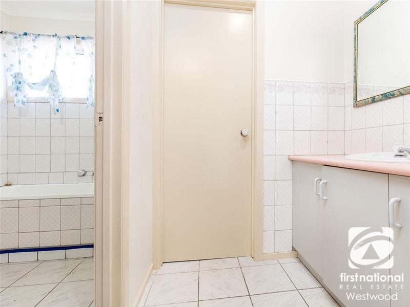 21 Trent Close, Werribee VIC 3030