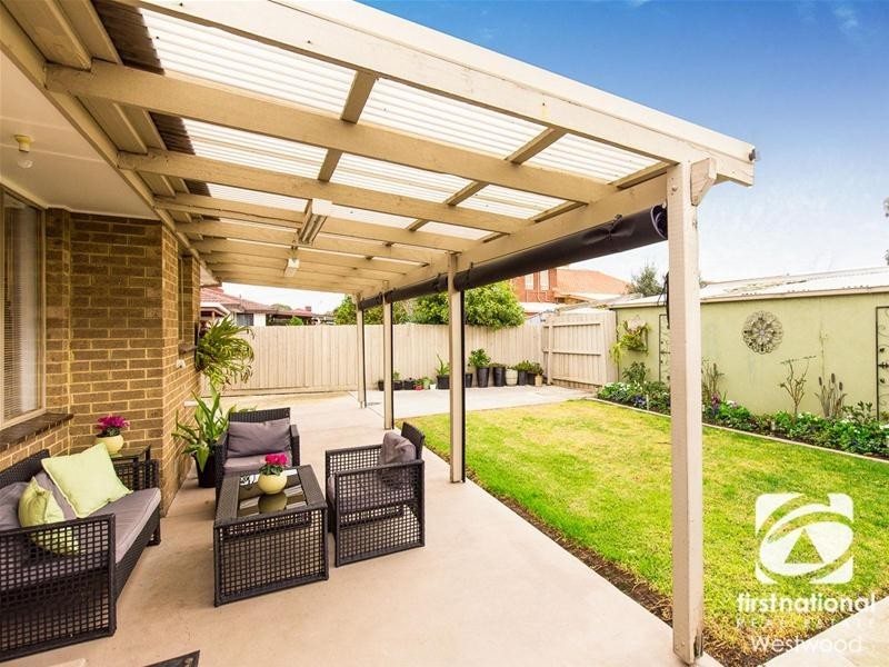 37 Baggott Drive, Hoppers Crossing VIC 3029