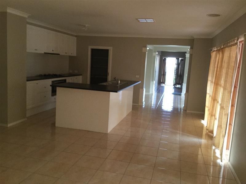 4 Bold Mews, Wyndham Vale VIC 3024