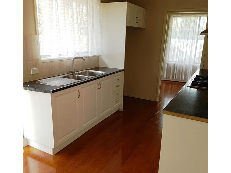 38 Claremont Crescent, Hoppers Crossing VIC 3029