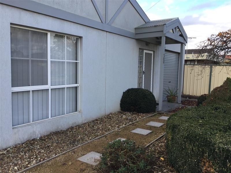 1/30 Edgar Street, Werribee VIC 3030