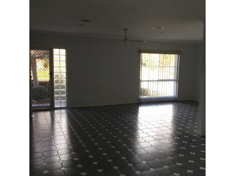 1/30 Edgar Street, Werribee VIC 3030