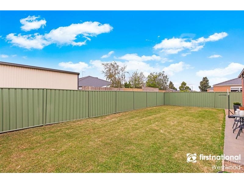 4 Wingrove Crescent, Wyndham Vale VIC 3024
