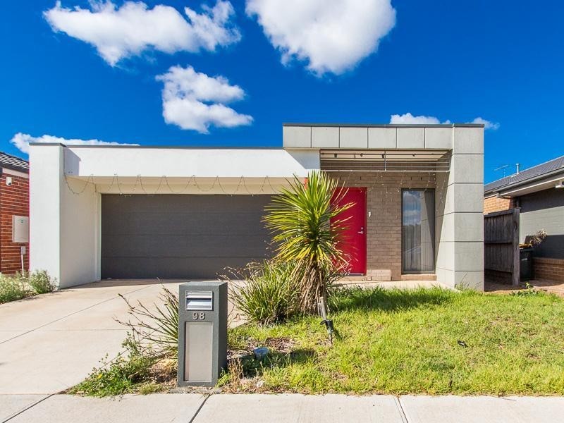 98 Hamish Drive, Tarneit VIC 3029