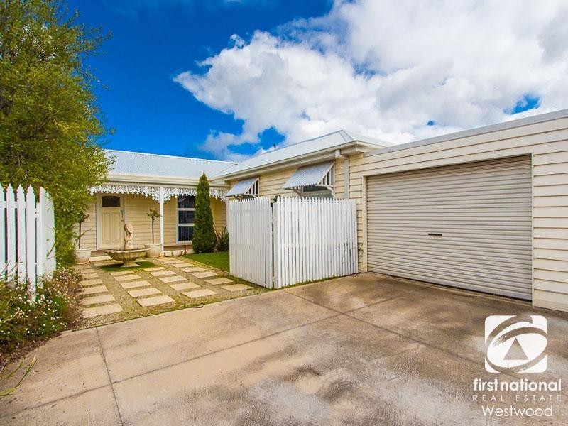 2/6 High Street, Werribee VIC 3030