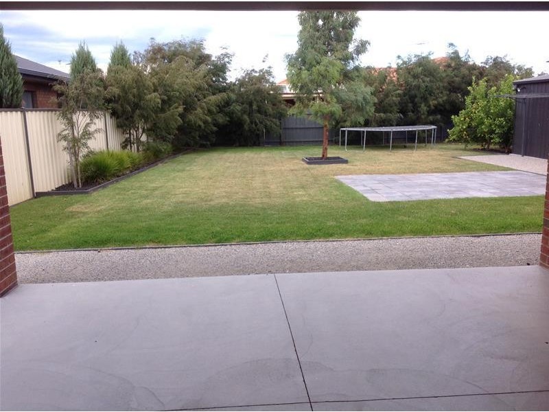 10 Simon Court, Werribee VIC 3030