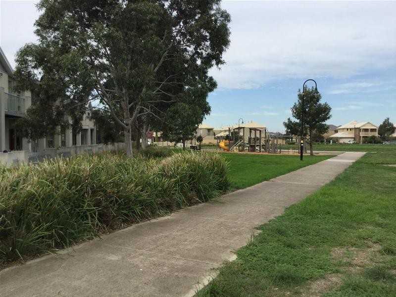 4 Picton Lane, Point Cook VIC 3030