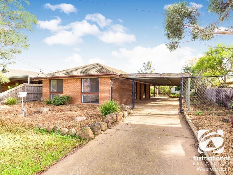 6 Riverside Avenue, Werribee VIC 3030