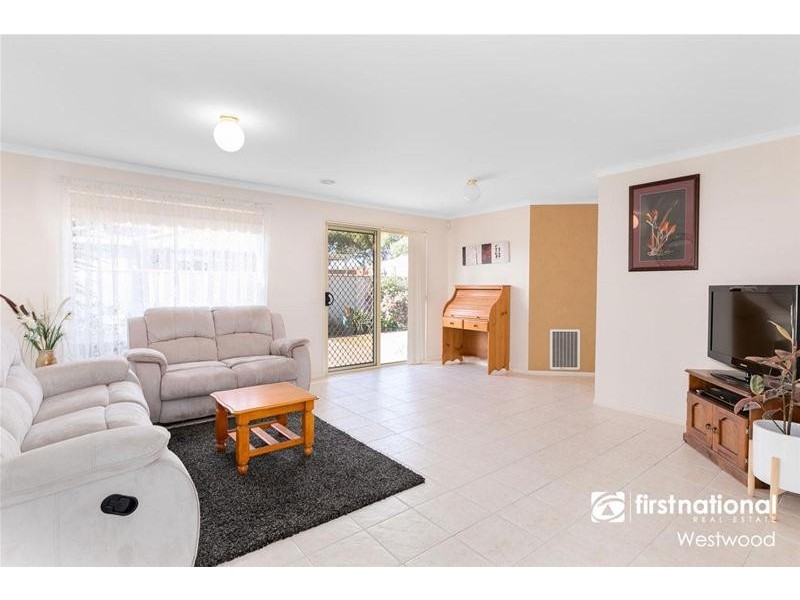 4 Tracey Street, Werribee VIC 3030