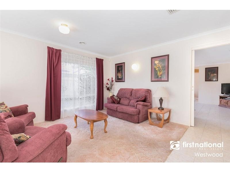 4 Tracey Street, Werribee VIC 3030