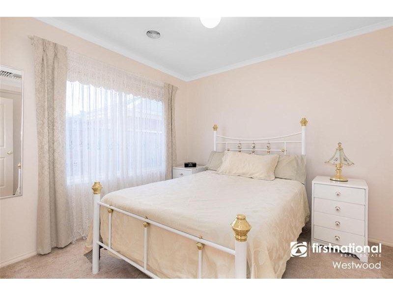 4 Tracey Street, Werribee VIC 3030