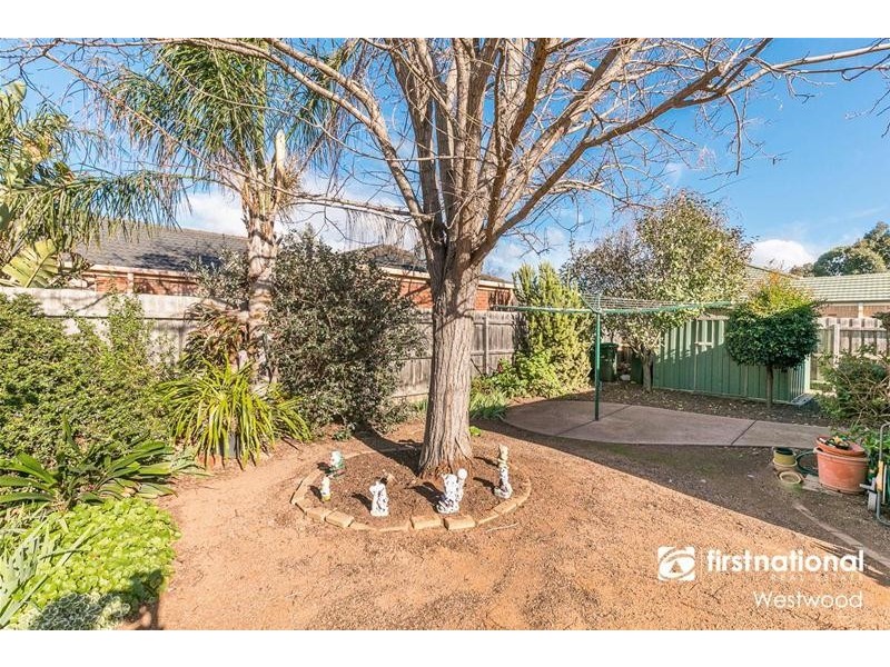 4 Tracey Street, Werribee VIC 3030