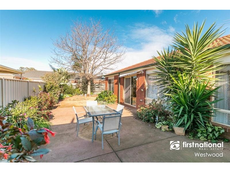 4 Tracey Street, Werribee VIC 3030