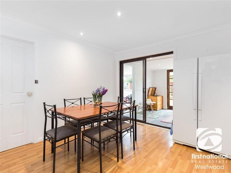 2 Hawk Court, Werribee VIC 3030