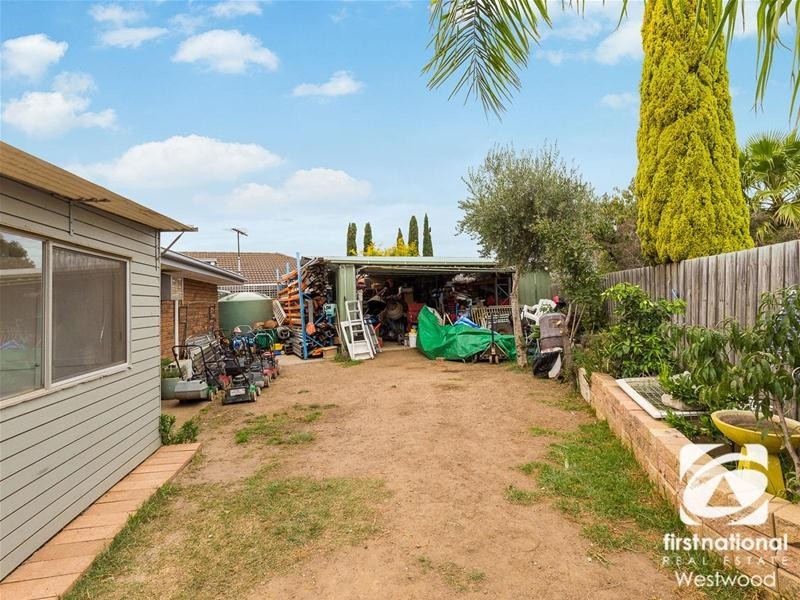 2 Hawk Court, Werribee VIC 3030