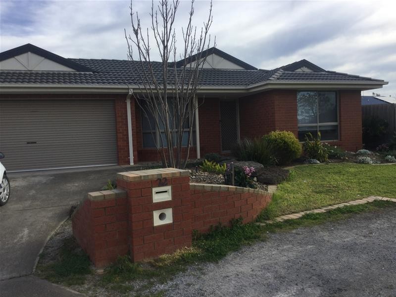 22 Cootamundra Court, Werribee VIC 3030