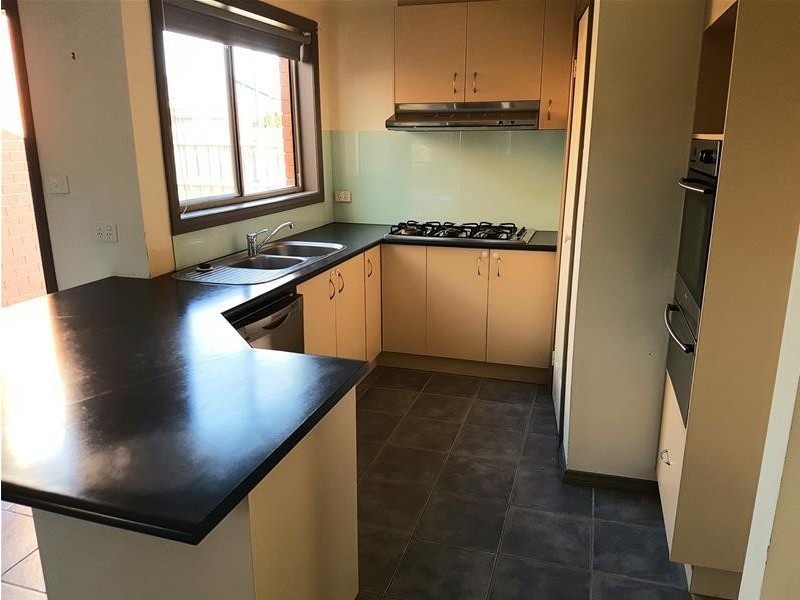 22 Cootamundra Court, Werribee VIC 3030