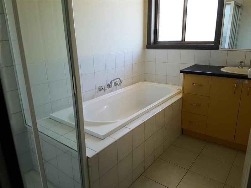 22 Cootamundra Court, Werribee VIC 3030