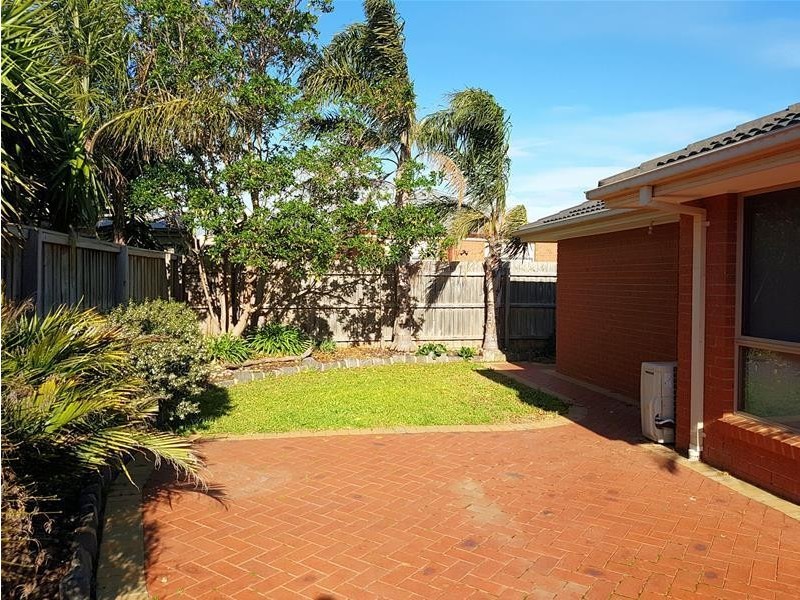 22 Cootamundra Court, Werribee VIC 3030