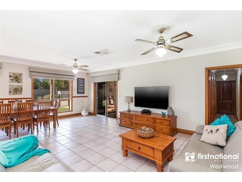 8 Rudkin Court, Hoppers Crossing VIC 3029