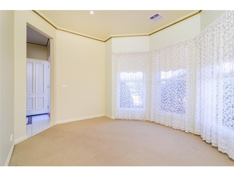 6 Dartmouth Court, Wyndham Vale VIC 3024