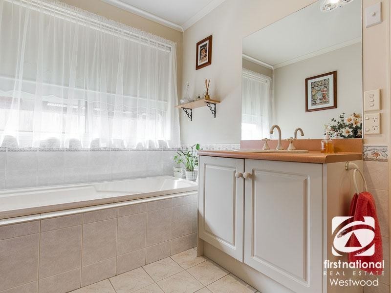 10 Riverex Place, Hoppers Crossing VIC 3029