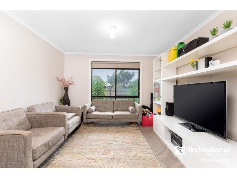 255 Greaves Street North, Werribee VIC 3030
