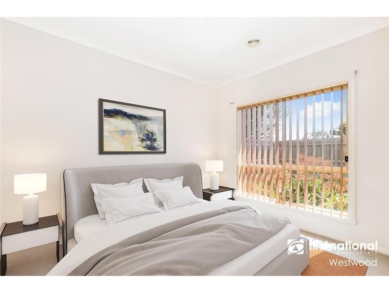 27 Georgia Crescent, Werribee VIC 3030