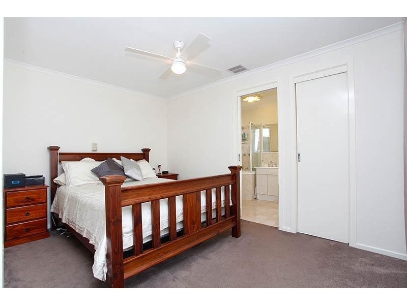 22 Blackforest Road, Werribee VIC 3030