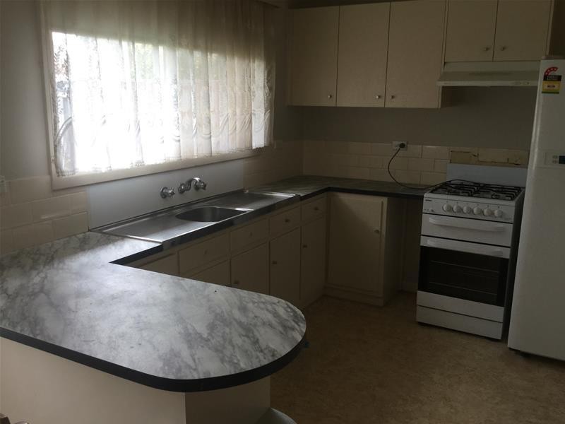 18 Deutgam Street, Werribee VIC 3030