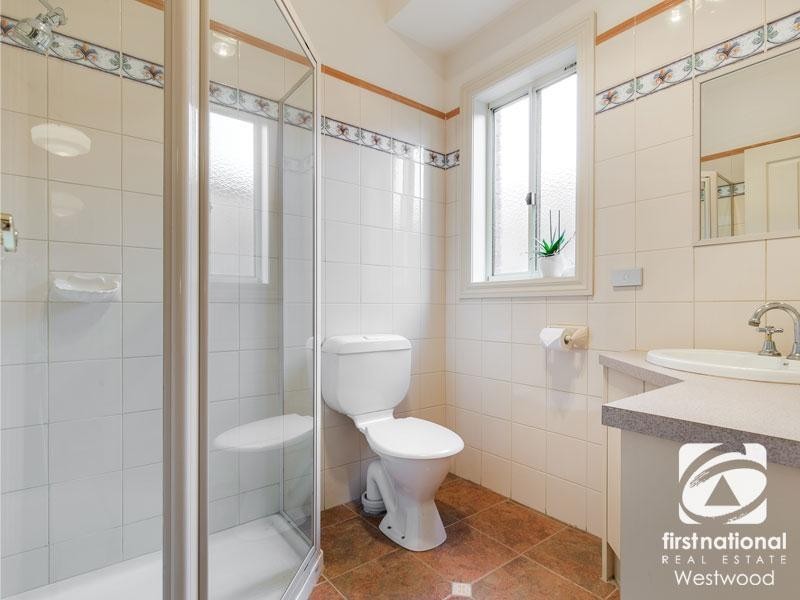 120 Wattle Avenue, Werribee VIC 3030