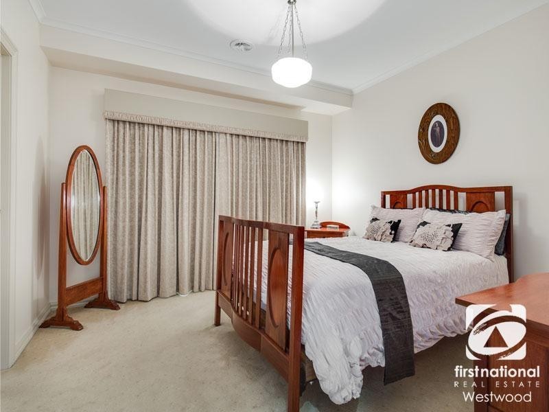 120 Wattle Avenue, Werribee VIC 3030