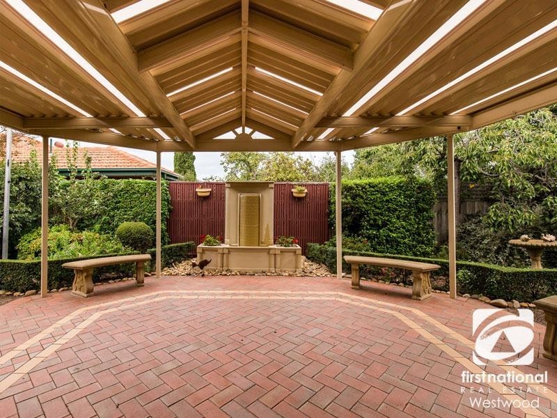 120 Wattle Avenue, Werribee VIC 3030