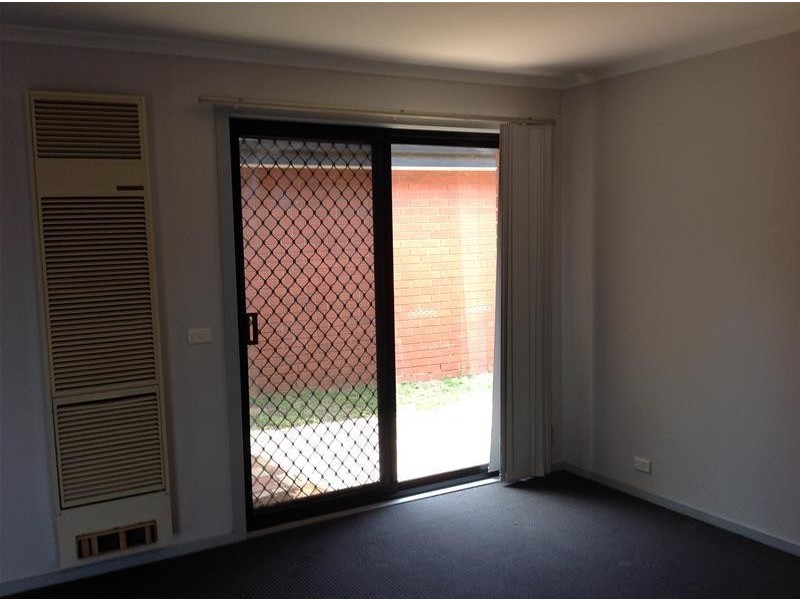 25b Thames Boulevard, Werribee VIC 3030